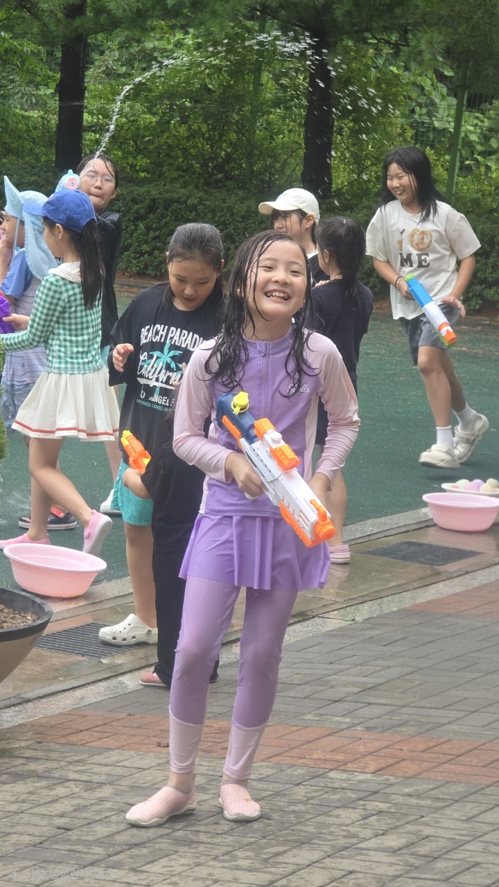 58b49e784c610e2489e8215fb1b3447a_1789373461_0559.jpg